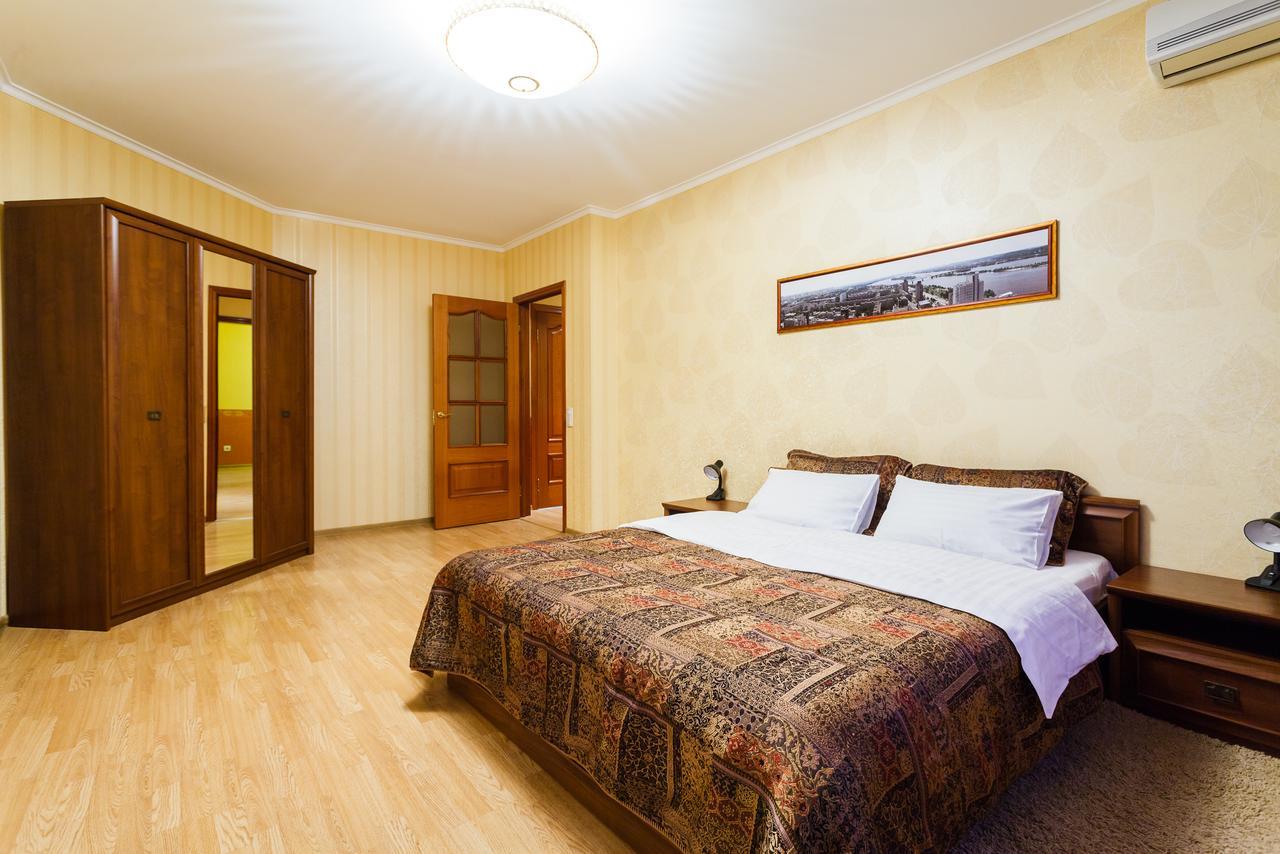 Apartment In Complex Korona On Knyazhyi Zaton 21 Kiev Ngoại thất bức ảnh