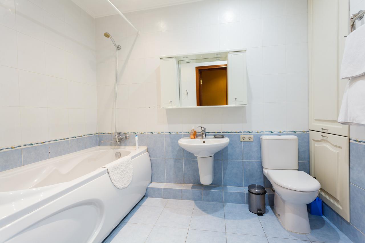 Apartment In Complex Korona On Knyazhyi Zaton 21 Kiev Ngoại thất bức ảnh