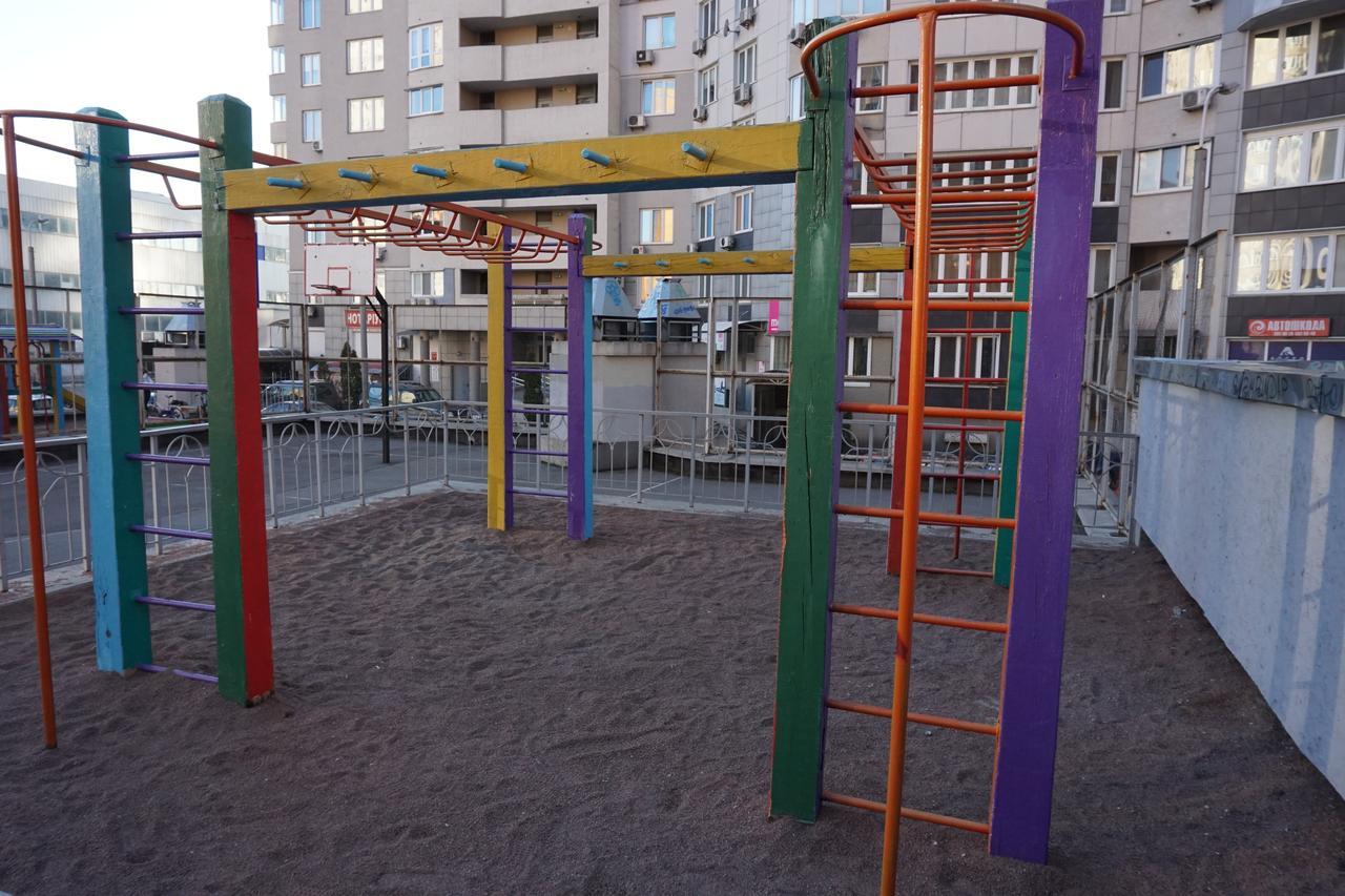 Apartment In Complex Korona On Knyazhyi Zaton 21 Kiev Ngoại thất bức ảnh