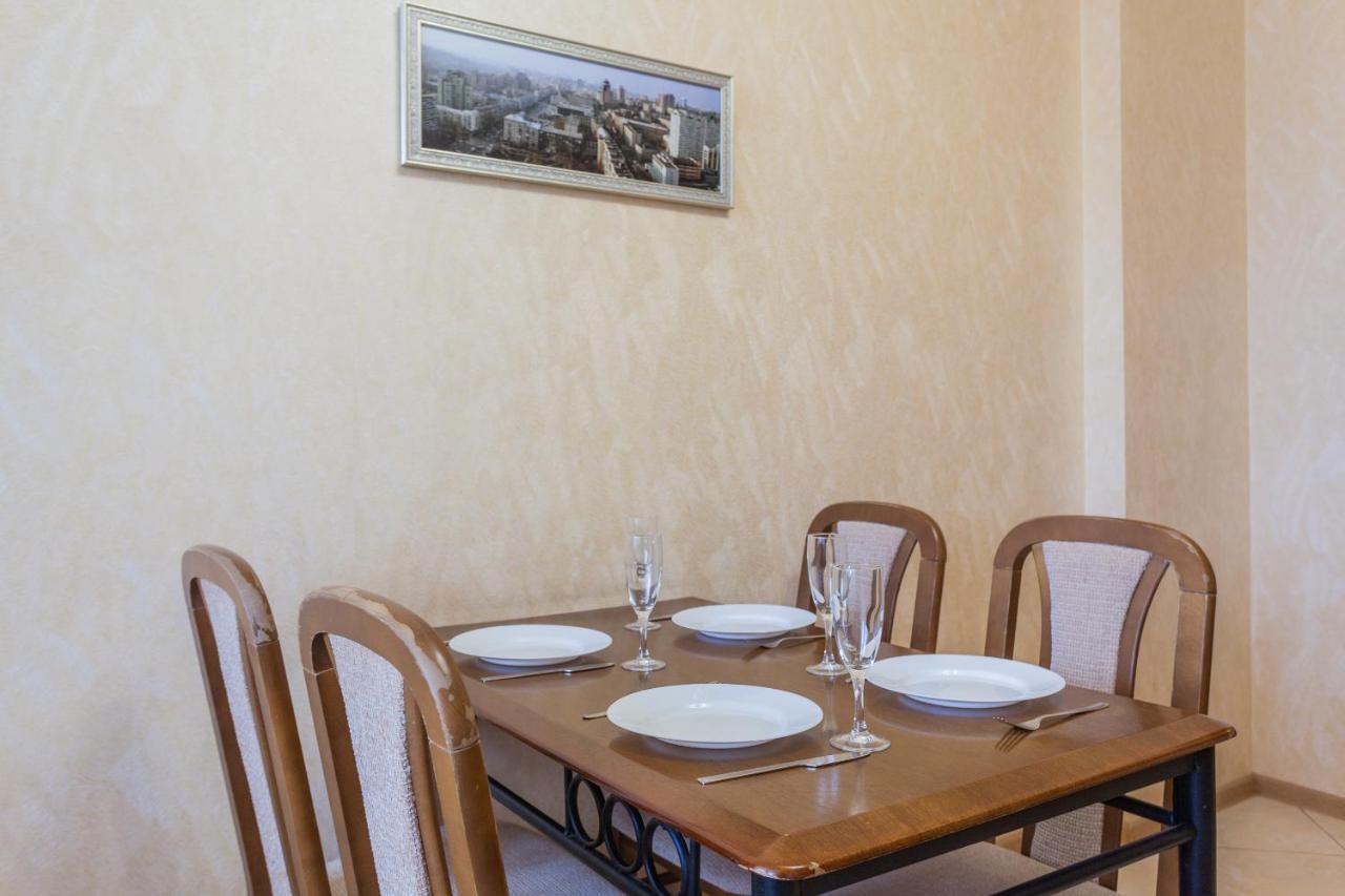 Apartment In Complex Korona On Knyazhyi Zaton 21 Kiev Ngoại thất bức ảnh
